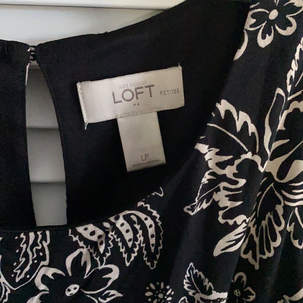 Loft bundle of 3 dresses size 10, LP, and medium. Sleeveless floral print. - Picture 5 of 7